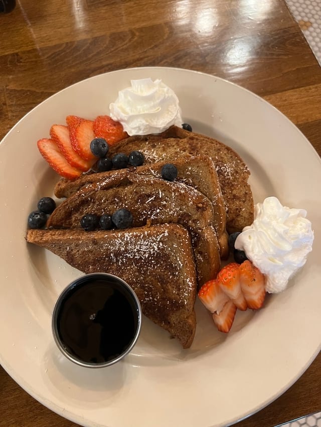 French Toast with Berries.
